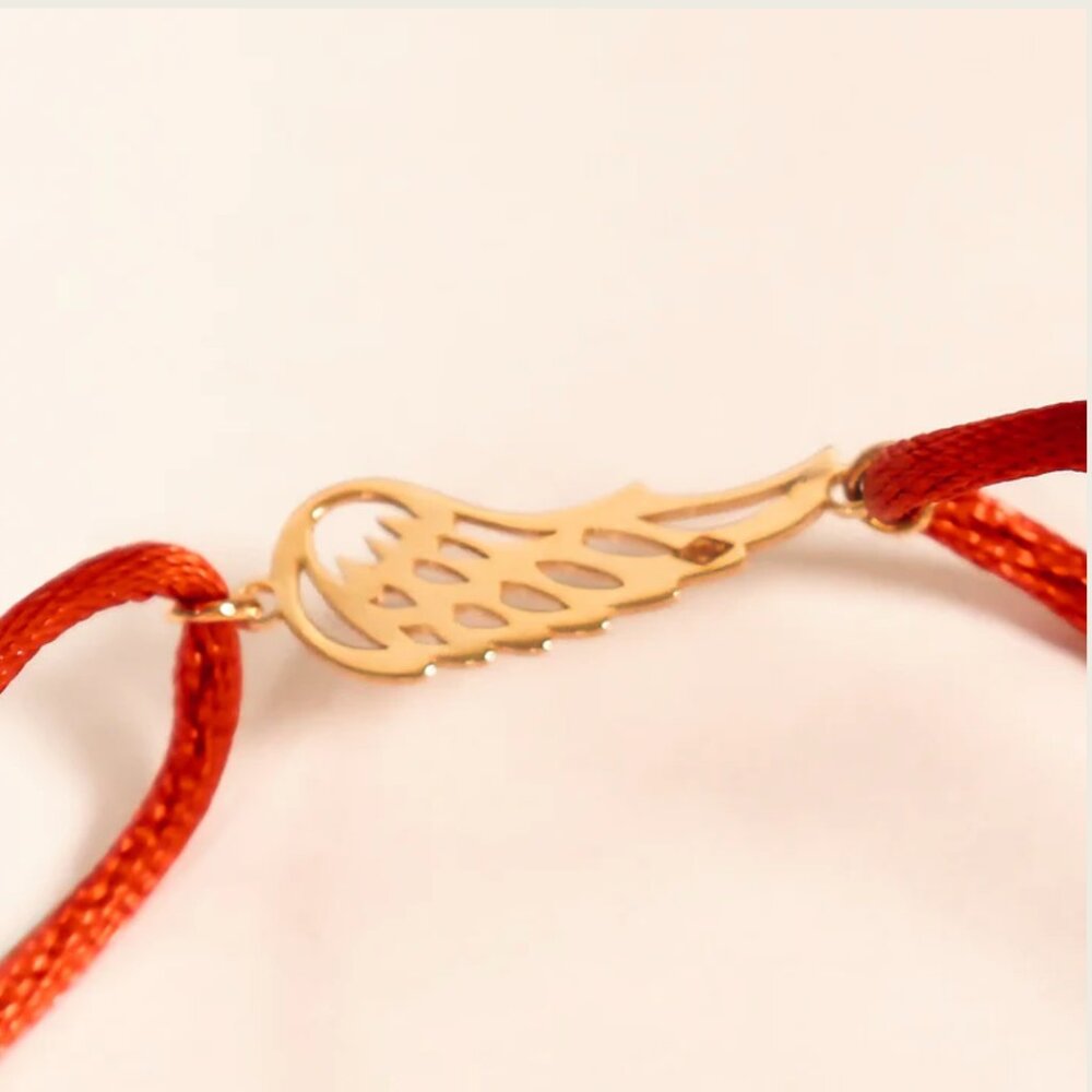 18k Gold Angel Wing Bracelet - Picture 3 of 5